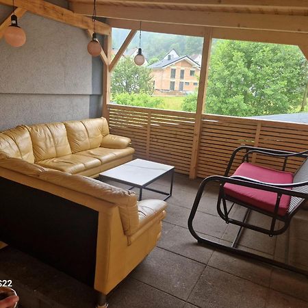 Husic Immobilien Und Handwerkerservice Rimbach  エクステリア 写真