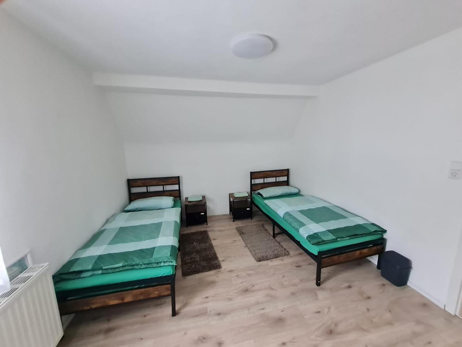 Husic Immobilien Und Handwerkerservice Rimbach  エクステリア 写真